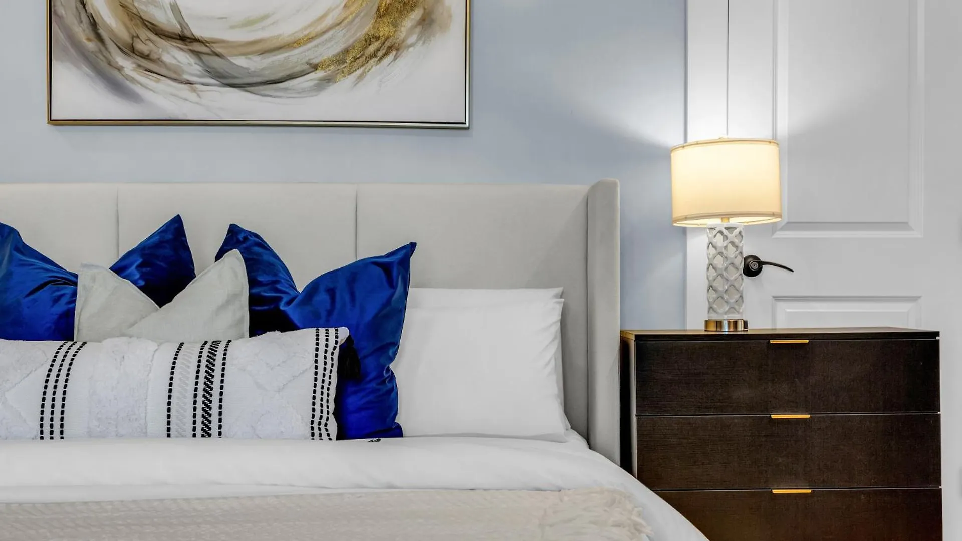 West King Edward Luxury Guest Home Vancouver Homestay