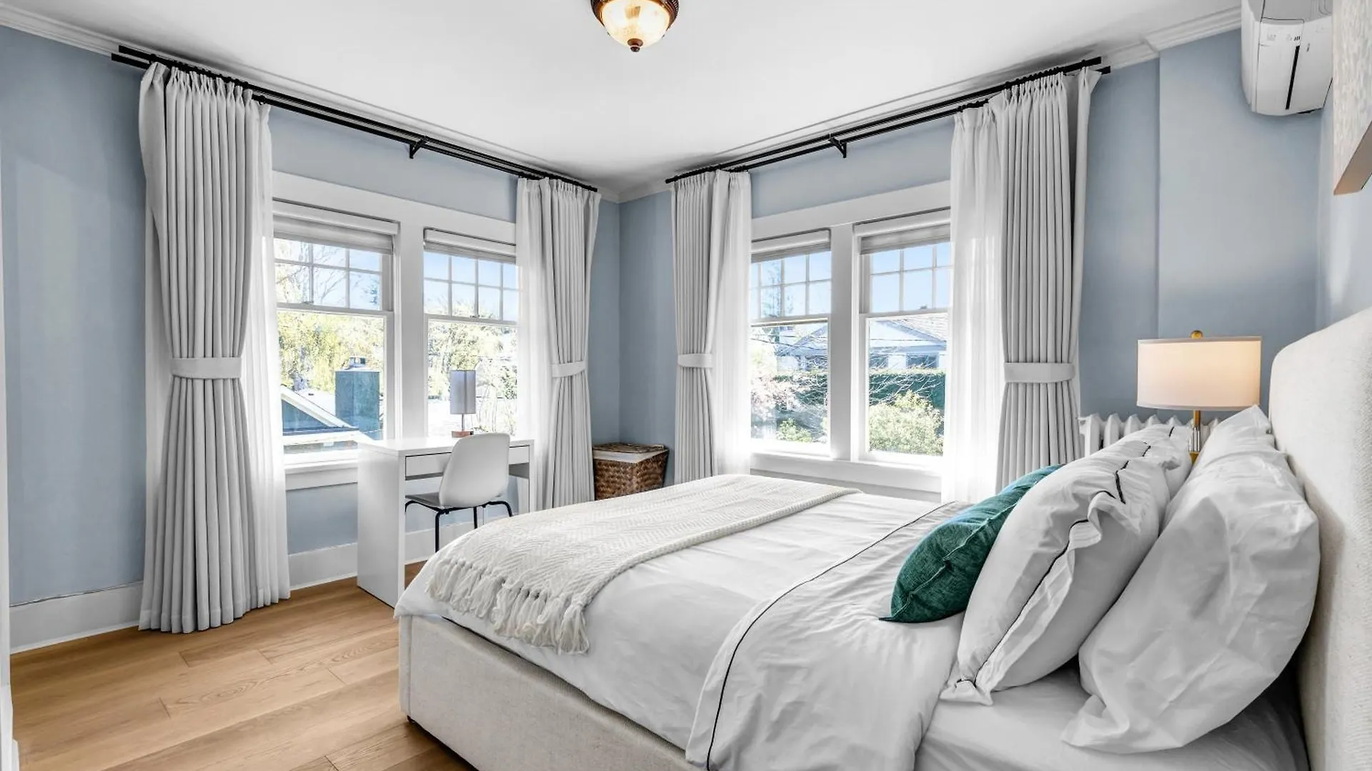 West King Edward Luxury Guest Home Vancouver