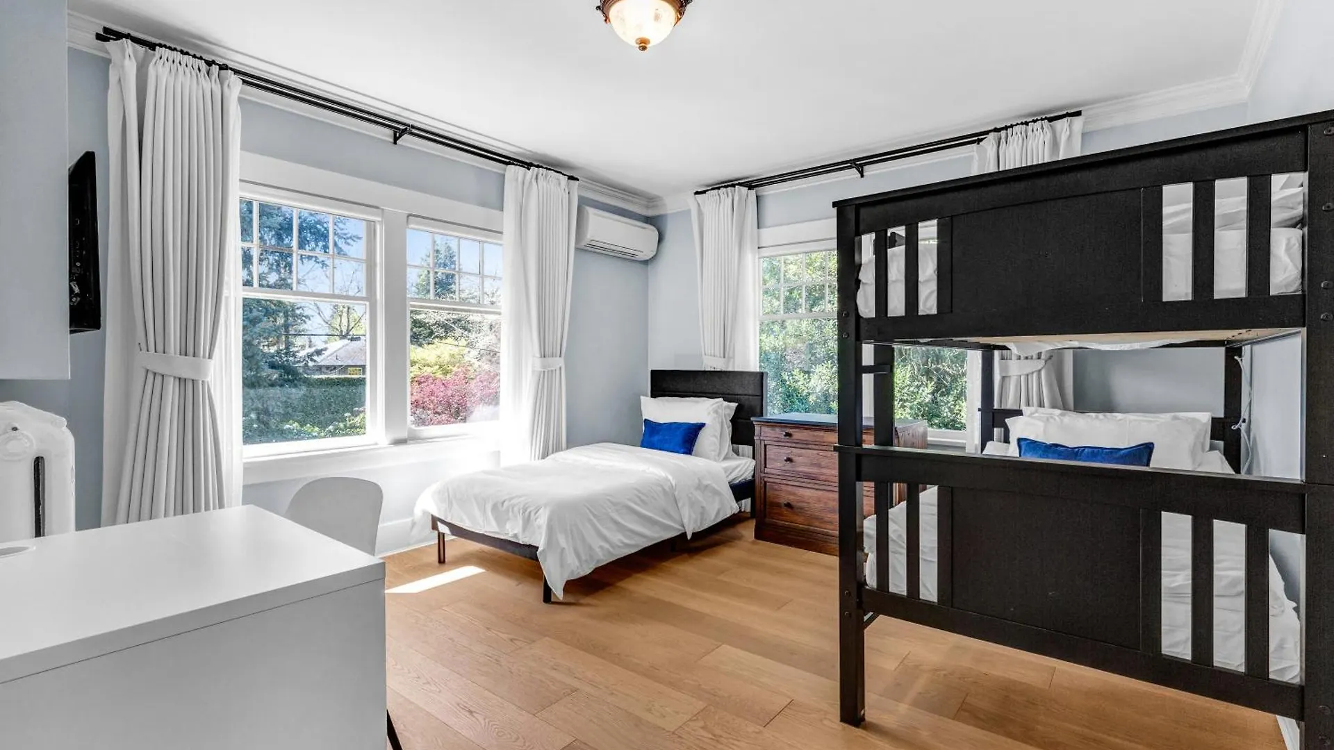 Homestay West King Edward Luxury Guest Home Vancouver